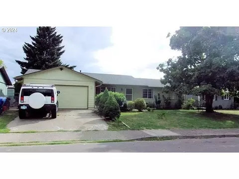 4748 Castle Dr, Salem, OR 97301