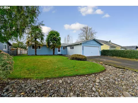 4355 Amherst Ct NE, Salem, OR 97305