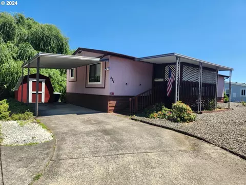 825 Shadow Ranch Ln, Roseburg, OR 97470