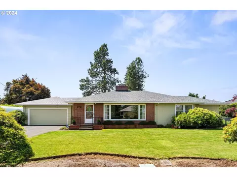 179 Mccarver Ave, Oregon City, OR 97045