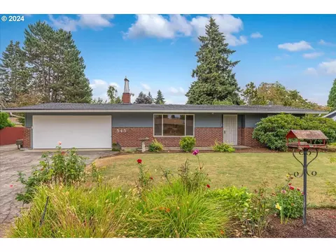 545 NE 13th Ave, Canby, OR 97013