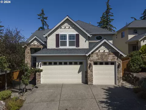 2306 NE 158th St, Vancouver, WA 98686