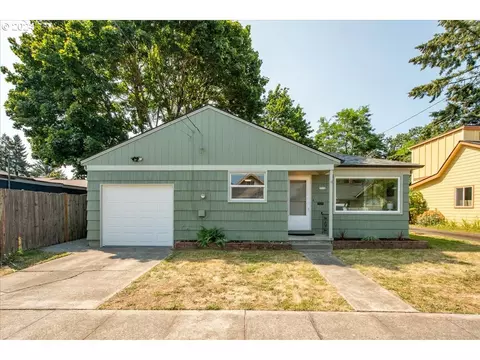 5712 SE Raymond St, Portland, OR 97206