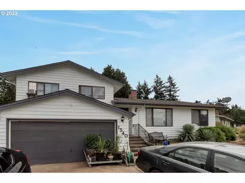 1540 NW Bella Vista Ct, Gresham, OR 97030