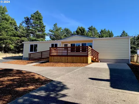 762 Skookum Dr, Florence, OR 97439