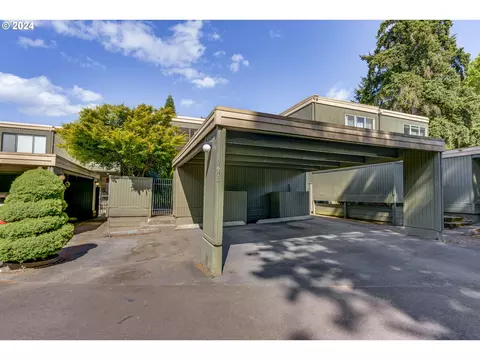 1628 NW Midlake Ln, Beaverton, OR 97006