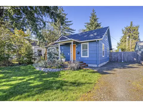 922 M St, Springfield, OR 97477