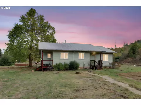 39956 Little Fall Creek Rd, Fall Creek, OR 97438