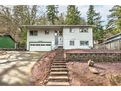18358 Upper Midhill Dr, West Linn, OR 97068
