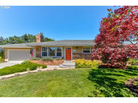 7574 Delaware Ln, Vancouver, WA 98664