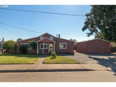 5017 D St, Springfield, OR 97478