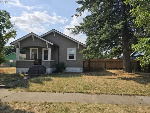 1516 Jackson Ave, La Grande, OR 97850