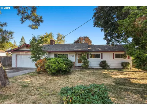 1727 NE 18th St, Mcminnville, OR 97128