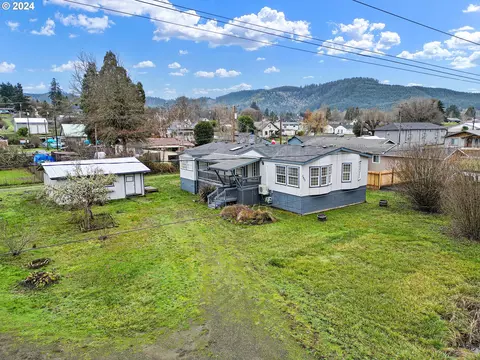 2460 Eagle Valley Rd, Yoncalla, OR 97499 photo 1