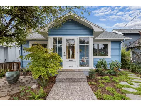 4606 SE Windsor Ct, Portland, OR 97206