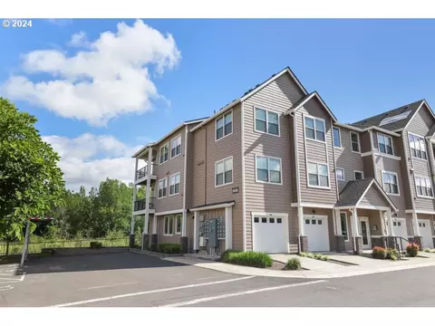 16405 NW Chadwick Way #102, Portland, OR 97229