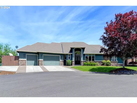 2716 NW 127th St, Vancouver, WA 98685