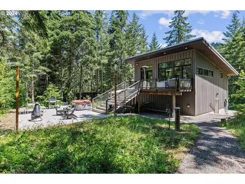 52 Guy Crow Ln, White Salmon, WA 98672