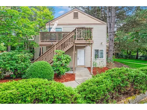 12066 SW Conestoga Dr, Beaverton, OR 97008