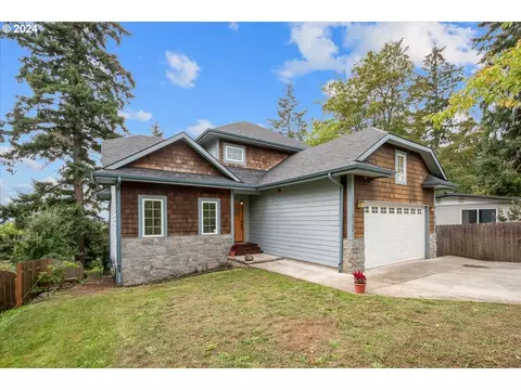 8143 SE Clydie Ct, Portland, OR 97206