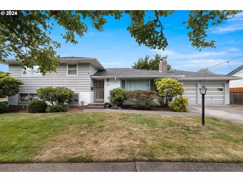 2009 SE 102nd Ave, Portland, OR 97216