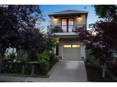 3714 SE Rex St, Portland, OR 97202