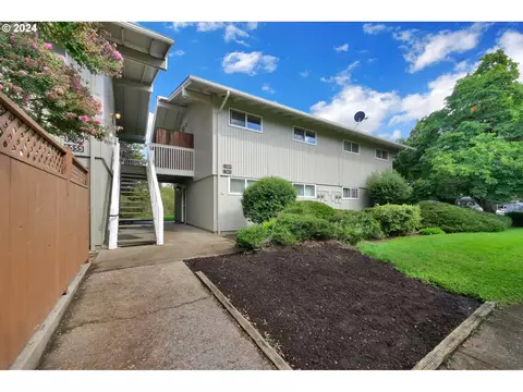 1569 Garfield Pl, Eugene, OR 97402