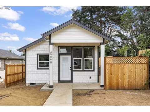 4006 NE Prescott St #B, Portland, OR 97211