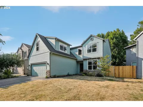527 NW Hertel St, Hillsboro, OR 97124
