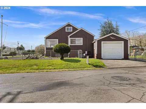 1650 N Roosevelt Dr, Seaside, OR 97138