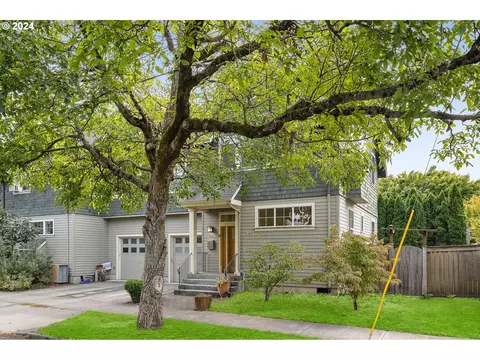 4418 SE Harrison St, Portland, OR 97215