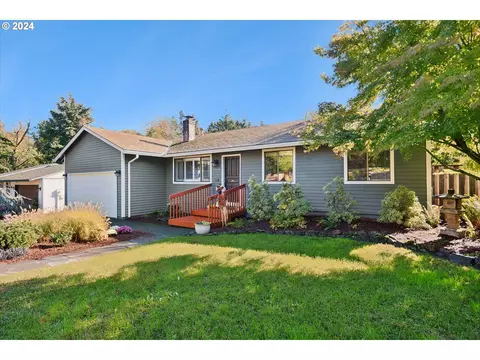 8488 SW Blake St, Tualatin, OR 97062