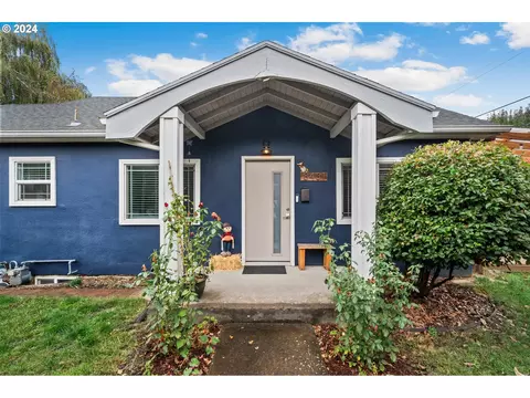 8431 NE Prescott St, Portland, OR 97220
