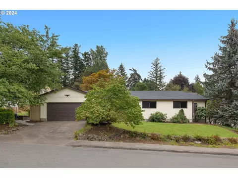 7080 SW Ashdale Dr, Portland, OR 97223