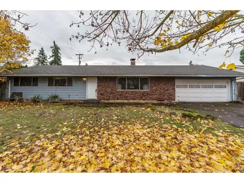 7913 NE 27th St, Vancouver, WA 98662