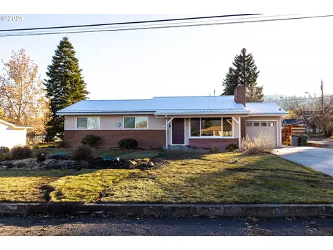 702 F Ave, La Grande, OR 97850