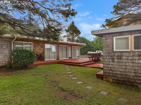 79596 Hwy 101, Arch Cape, OR 97102