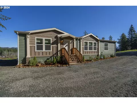 700 Sweet Ln, Cottage Grove, OR 97424