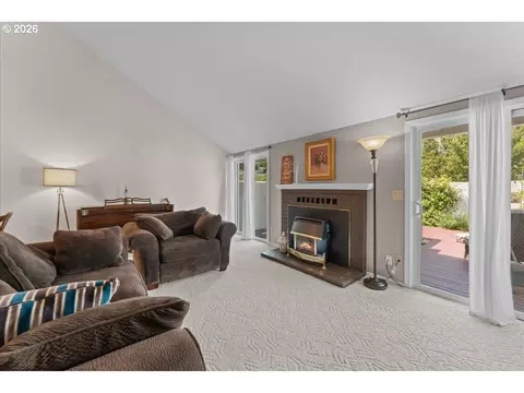 Living - 3316 NE 29th St, Gresham, OR 97030 photo 1 of 3