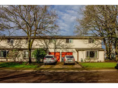 695 Manor Way, Lebanon, OR 97355
