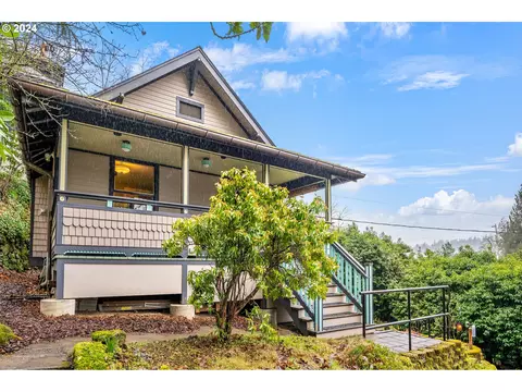 614 2nd St, Oregon City, OR 97045
