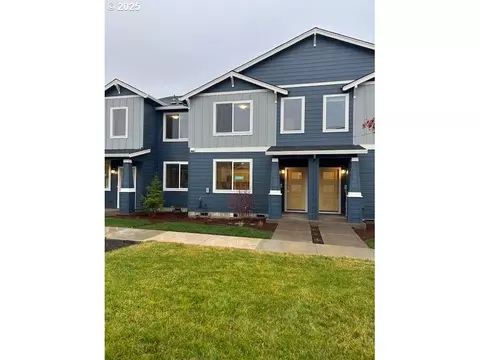 3379 SEquinox Ln, Hillsboro, OR 97123