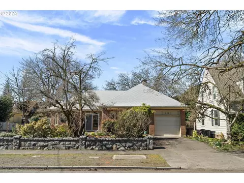 151 SE 6th Ave, Hillsboro, OR 97123
