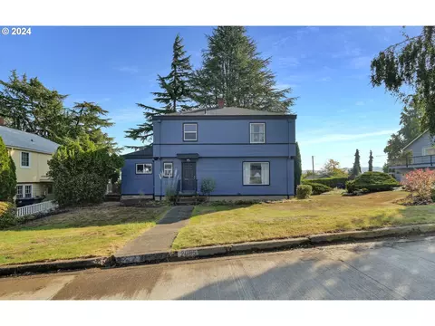 2095 Olive St, Eugene, OR 97405