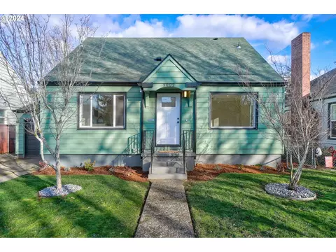 3002 SE 66th Ave, Portland, OR 97206