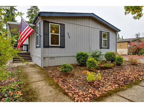 629 Scotts Glen Dr, Springfield, OR 97477