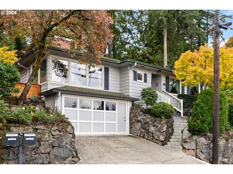 550 Northshore Rd, Lake Oswego, OR 97034