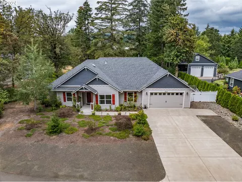 8317 Buffalo Ln, Grand Ronde, OR 97347