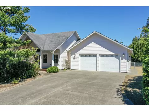 87891 Limpit Ln, Florence, OR 97439