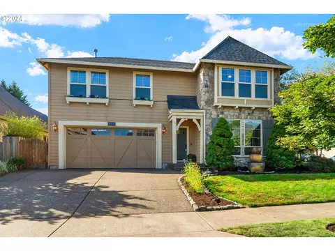 16995 SW Richen Park Cir, Sherwood, OR 97140